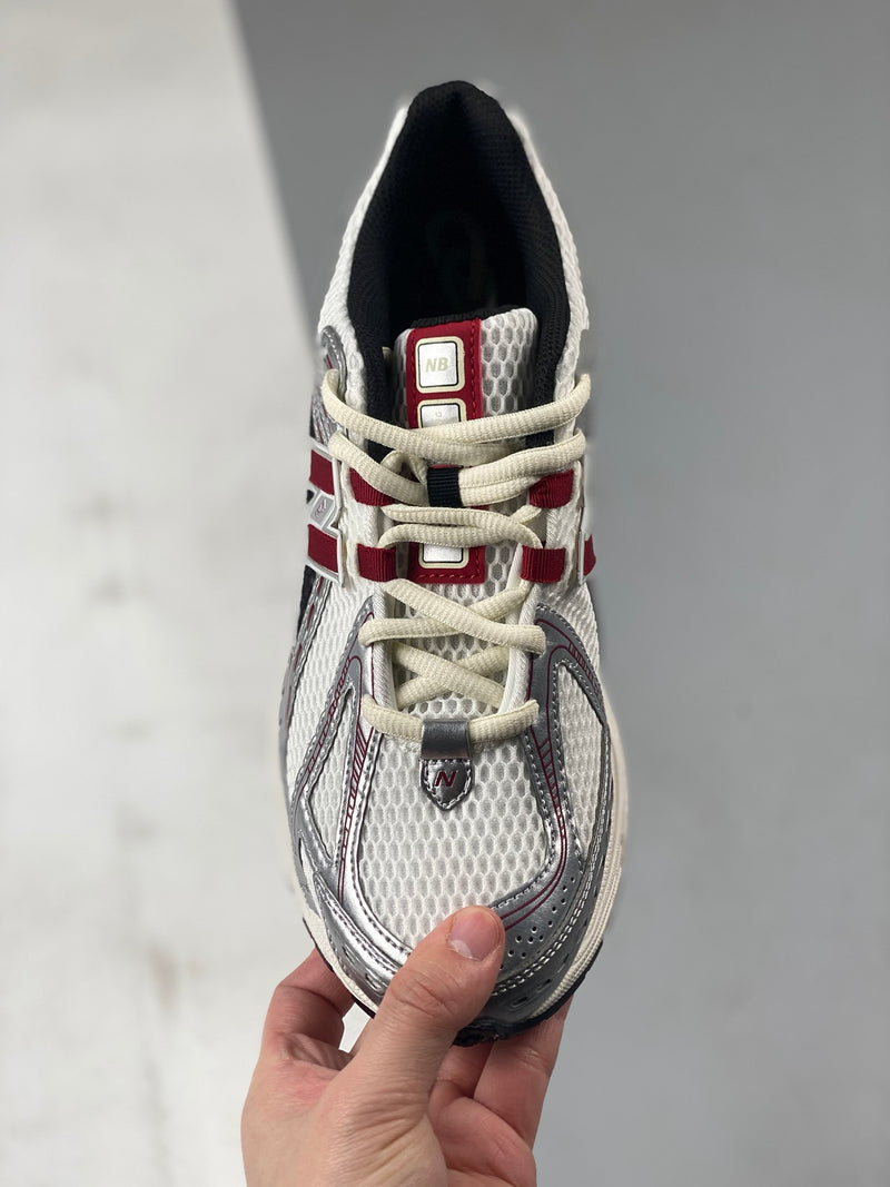 Tênis New Balance 1906R "Nova coleção