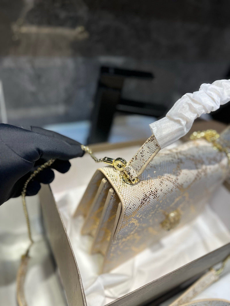 Bolsa de Luxo Serpenti Edição Exclusiva – Estilo Clutch com Fecho Cabeça de Cobra
